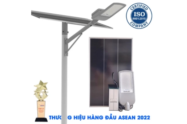 Đèn pha LED 12V tự động sạc pin