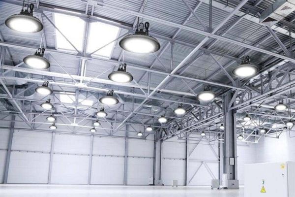 Đèn LED Highbay được dùng cho không gian có trần cao trên 6m